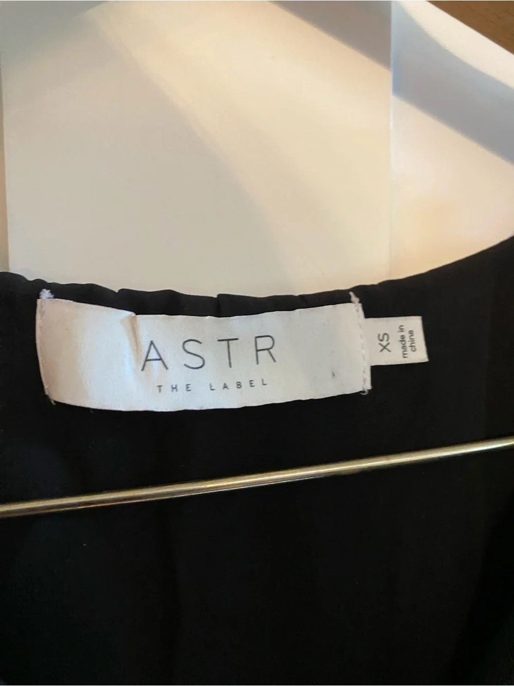Astr Black Puff-Sleeve V-Neck Blouse